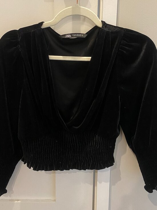 Zara Tops - ZARA Velvet black cropped top